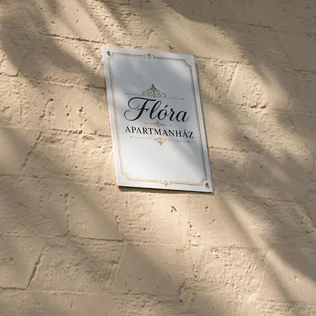 Flóra *