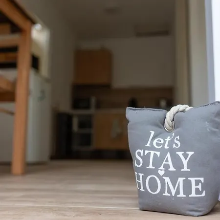 Apartman Flóra *